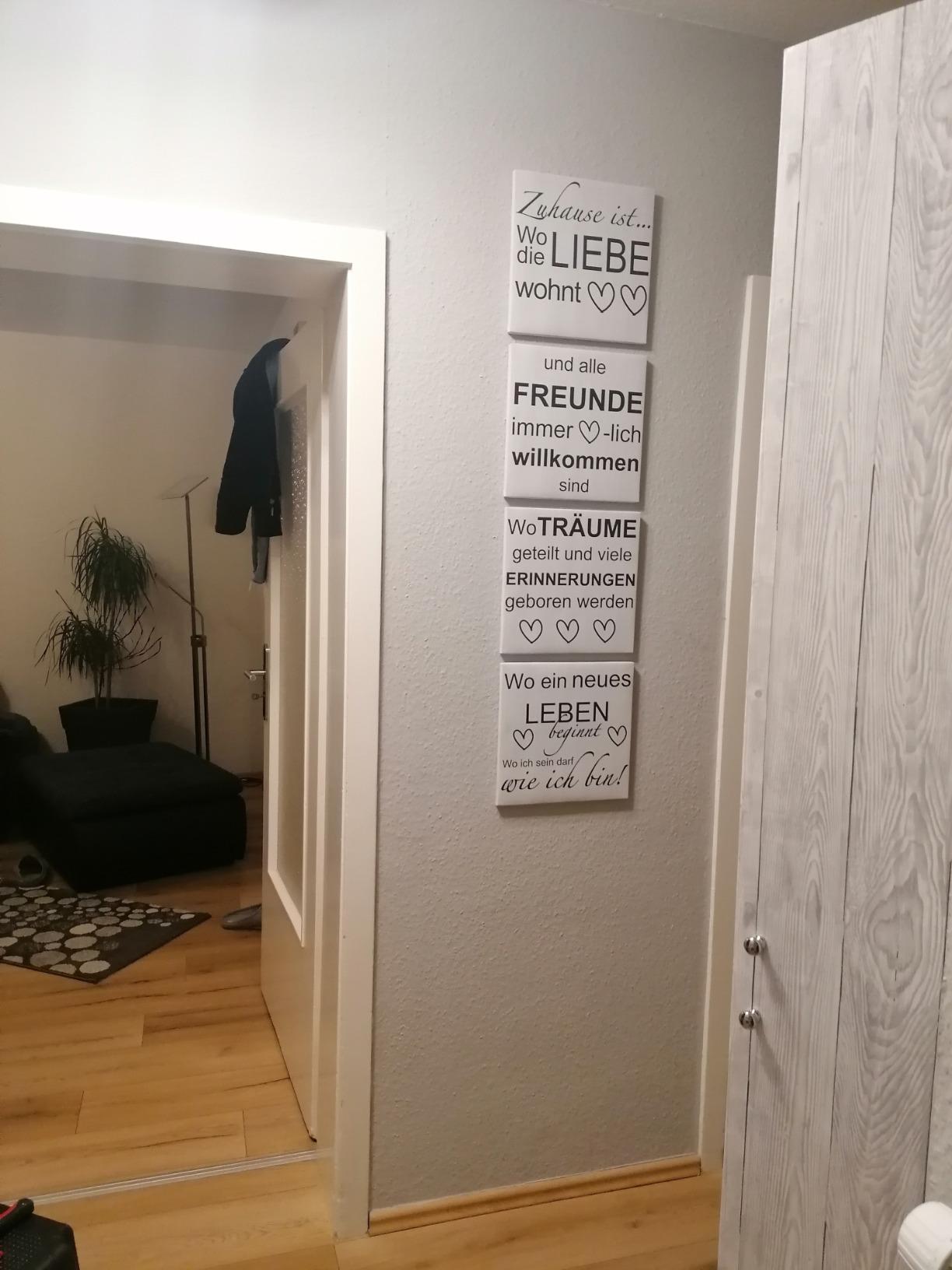 Wand voll
